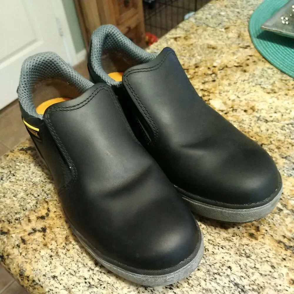 Dewalt Tough Slip On Steel Toe Heel Cushion Men Work Shoe Size 8.5 DXWP99006